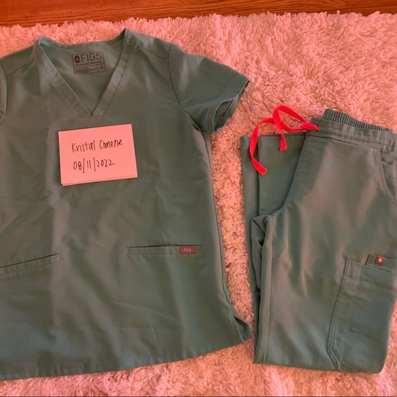 FIGS - Picture 1 of 3